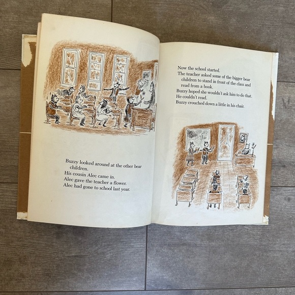 Vintage Buzzy Bear's First Day at School by Dorothy Marino - Children's Book - Picture 4 of 6